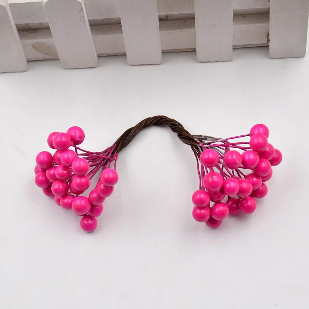 50 قطعة زهرة اصطناعية عيد الميلاد عيد الميلاد رغوة التوت باقة باقة لحفل الزفاف DIY بها بنفسك سكرابوكينغ إكليل الزخرفية وهمية الزهور الحب