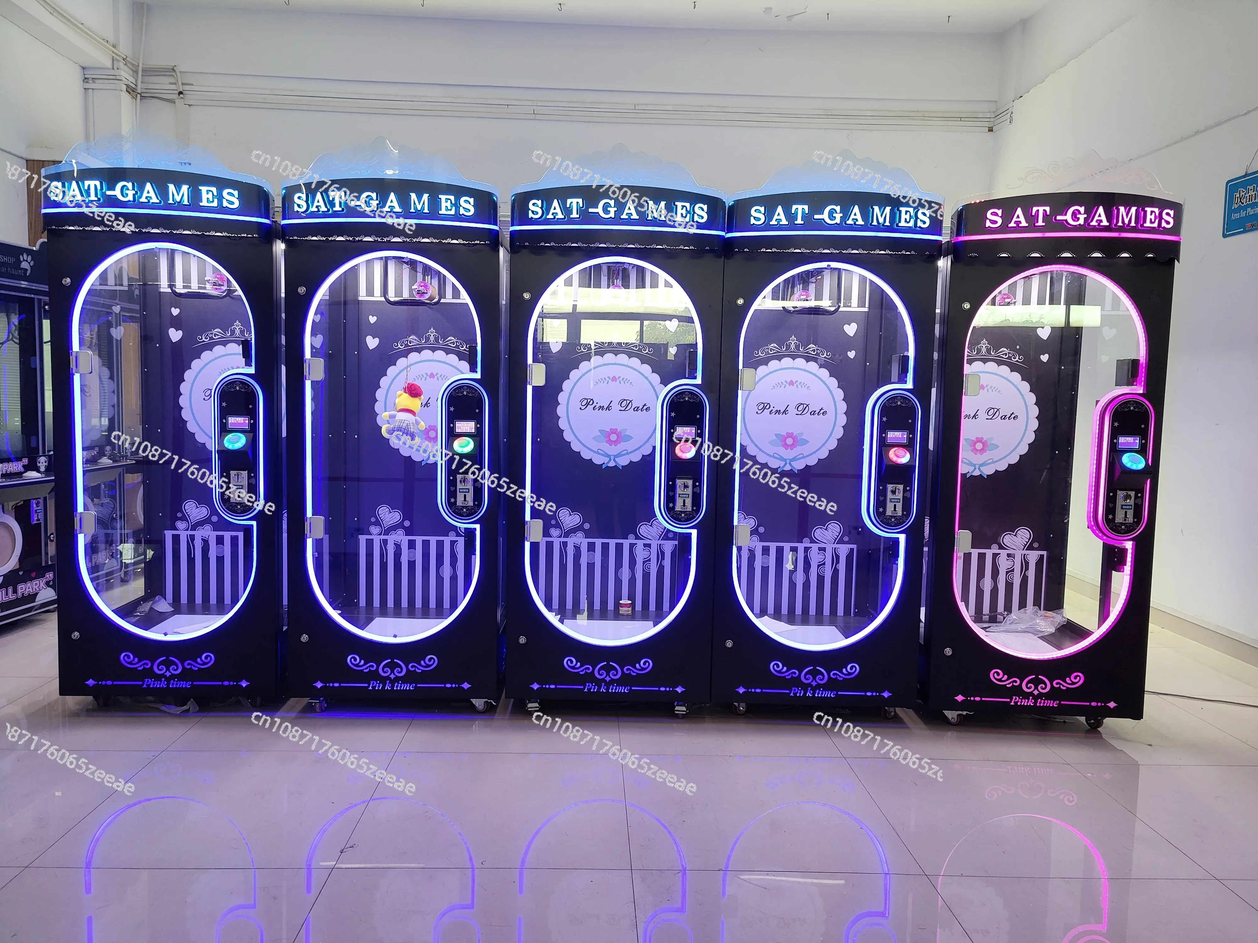 Indoor Pink Date doll Aluminum Rail Crane Claw Scissors Vending coin operated skill Arcade game Machines cut prize machine