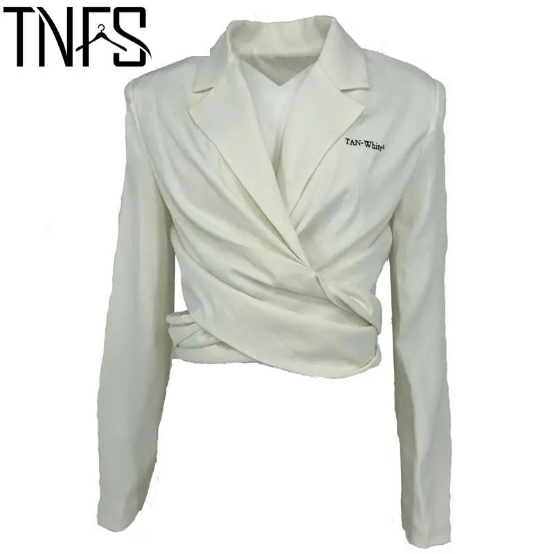 Yuerwang 2022 New Arrival Blazers Women Full Short Solid Single Button V-neck Sashes Vintage Spring Summer Blazer Jacket Office