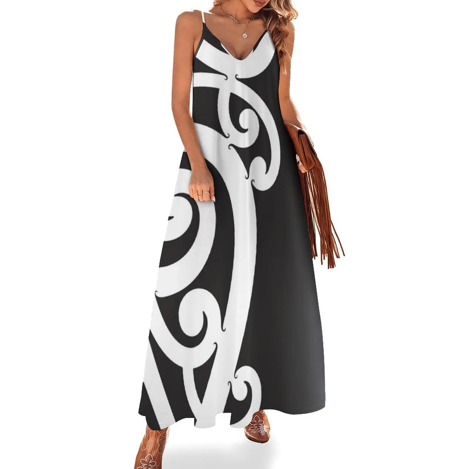 

Black and White Layered Maori Koru Design Sleeveless Dress dress korean style chic and elegant woman dress