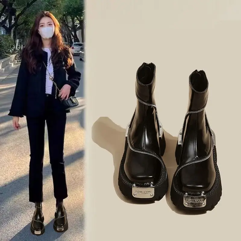 Thick-soled Martin Boots Women\'s Autumn and Winter British Style Square Toe Plus Velvet Boots Retro Metal Functional Wind Boots