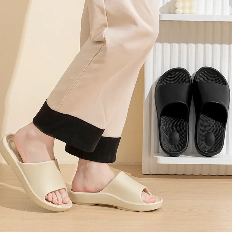 Summer Thcik Platform Lightweight Soft Sole Home Slippers for Women Solid Color Non Slip Bath Shower Slides Woman Eva Flip Flops