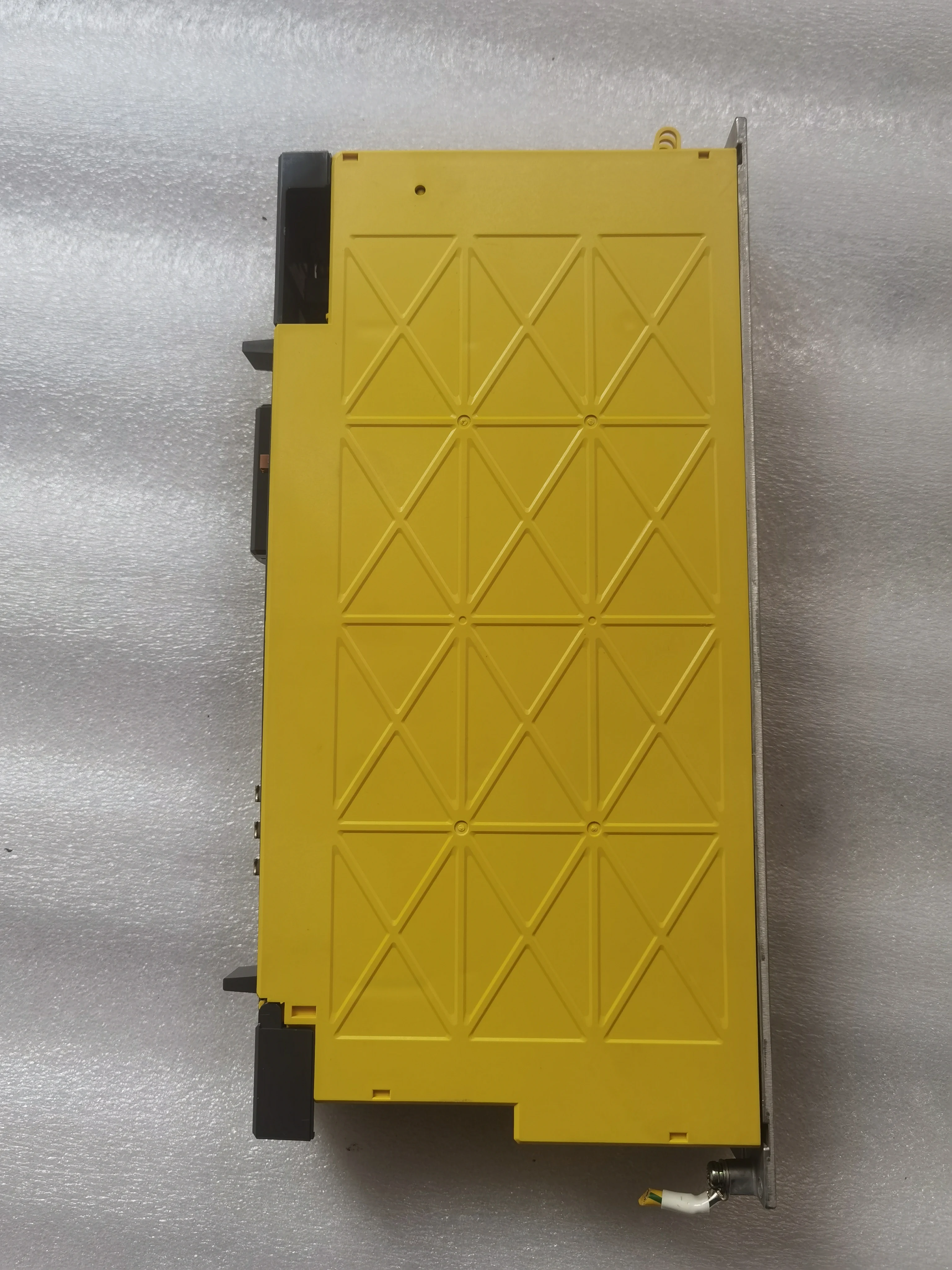 A06B-6117-H201 il test di seconda mano è intatto, servoazionamento FANUC.