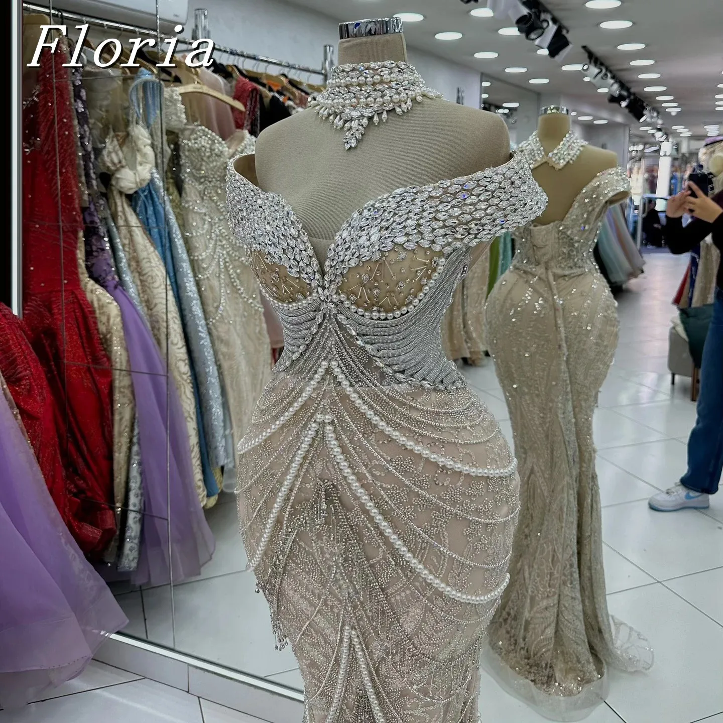 

Champagne Off Shoulder Mermaid Evening Dress Elegant Women's Long Cryatals Prom Dress With Tassels Wedding Party Customized
