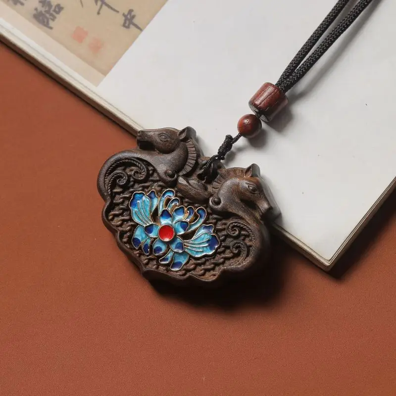Agarwood pendant with a 