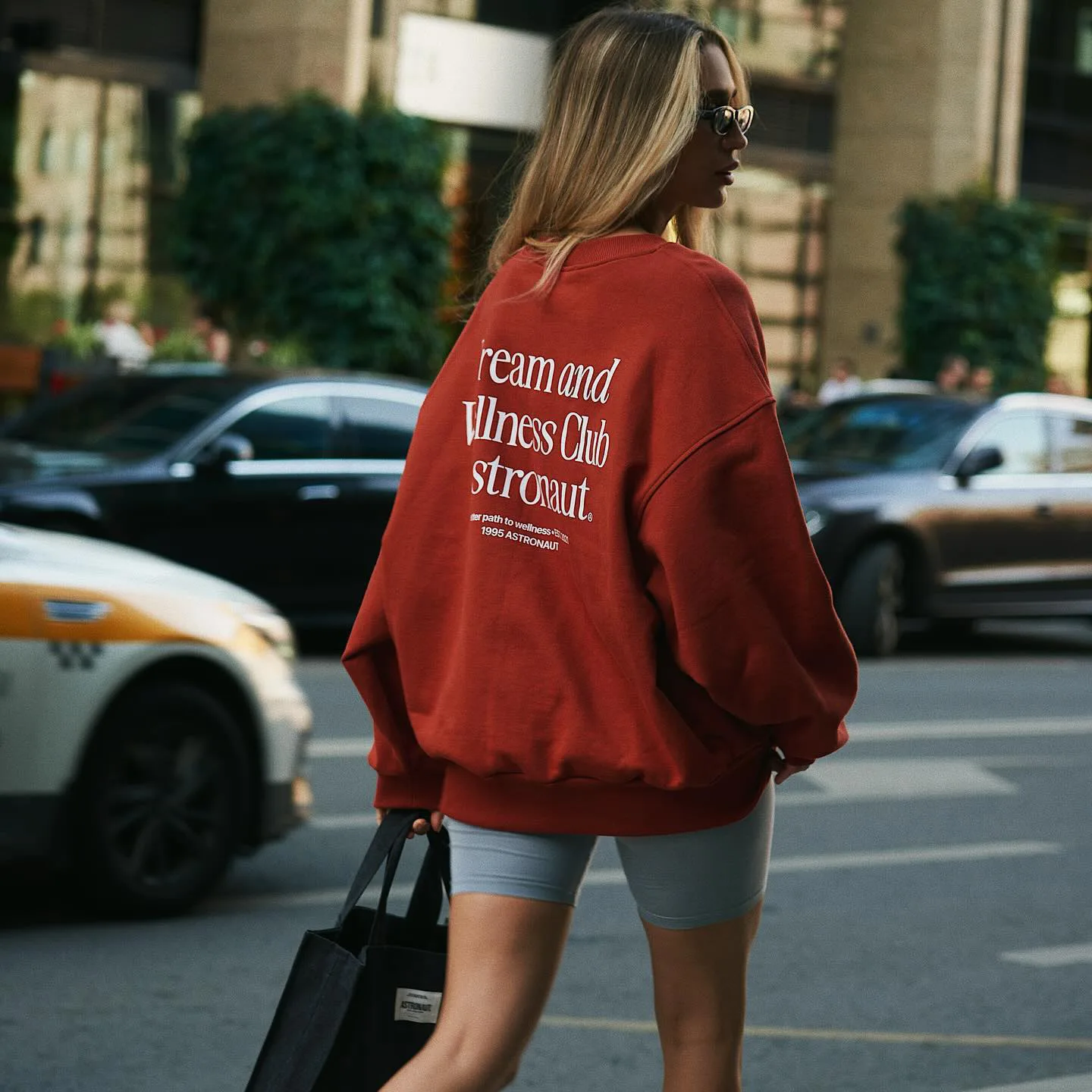 

2026 Fashion Heavy Crew Neck Sweater Women's Autumn and Winter Premium Letter Printed Sweater Women's Loose No Hat