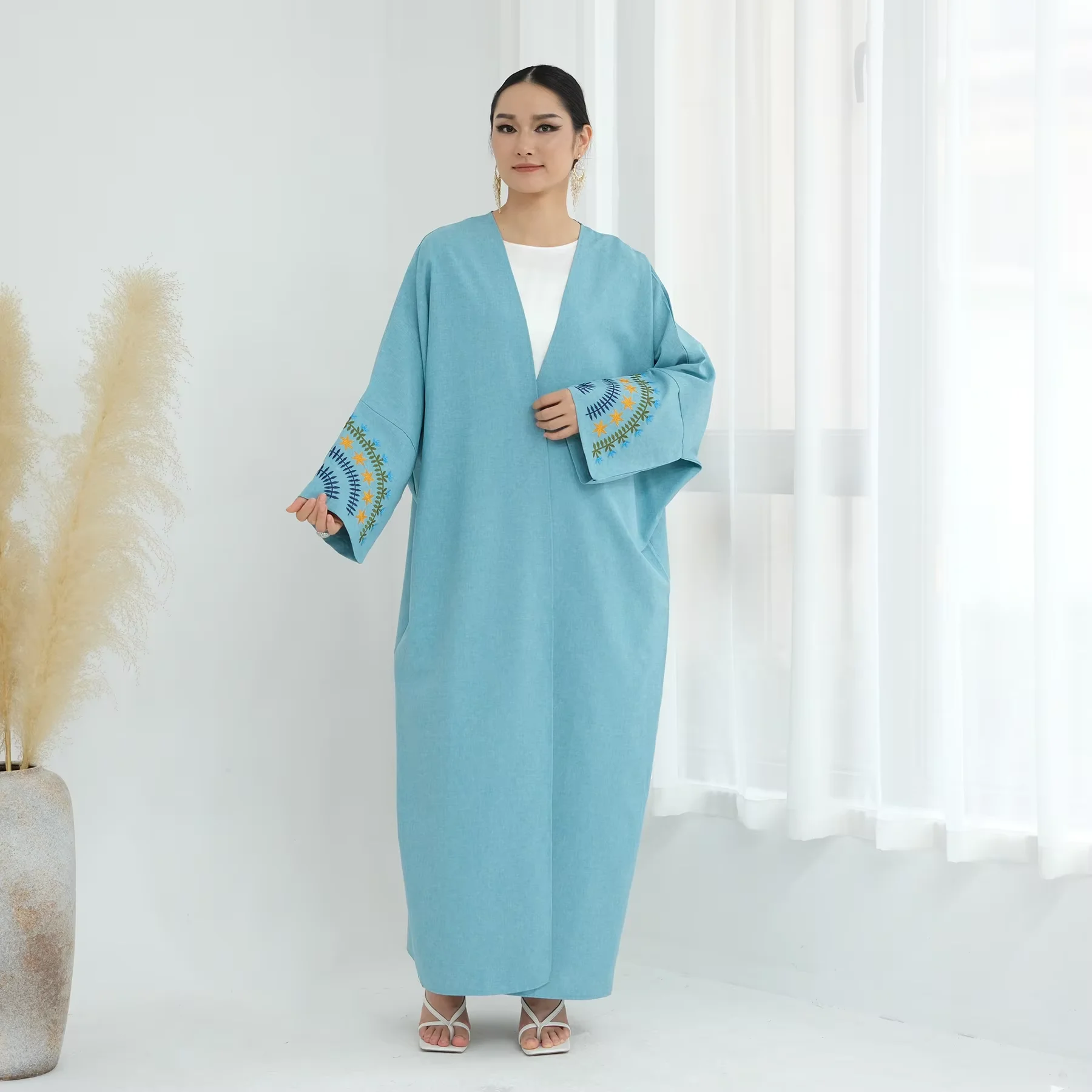 

Ramadan Eid Embroidery Open Kimono Abaya Dubai Muslim Abayas for Women Kaftan Dress Islam Clothing Robe Kebaya Cardigan Jalabiya