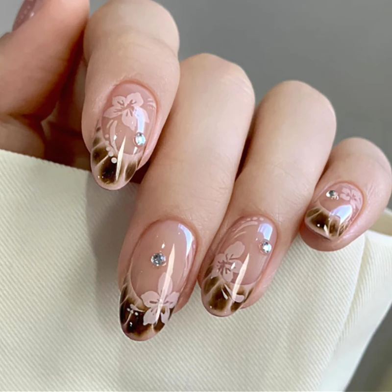 

Brown Crack Halo Dyeing Pink Flowers French Rhinestone Nail Art Chic False Nails Detachable Finished Fake Nails Press on Nails