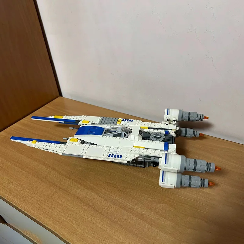 NEW MOC Space Bricks Fighters Rebel U-Wing Fighter Stand Building Blocks Educational Play Set Toys Creative Birthday Gift