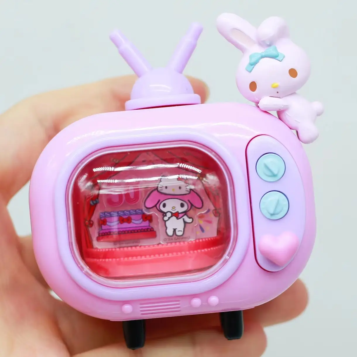 

Sanrio TV Model Acrylic Figurine with LED Light Blind Box Toy Melody Pochacco Hello Kitty Cinnamoroll Desk Decor Kids Gift