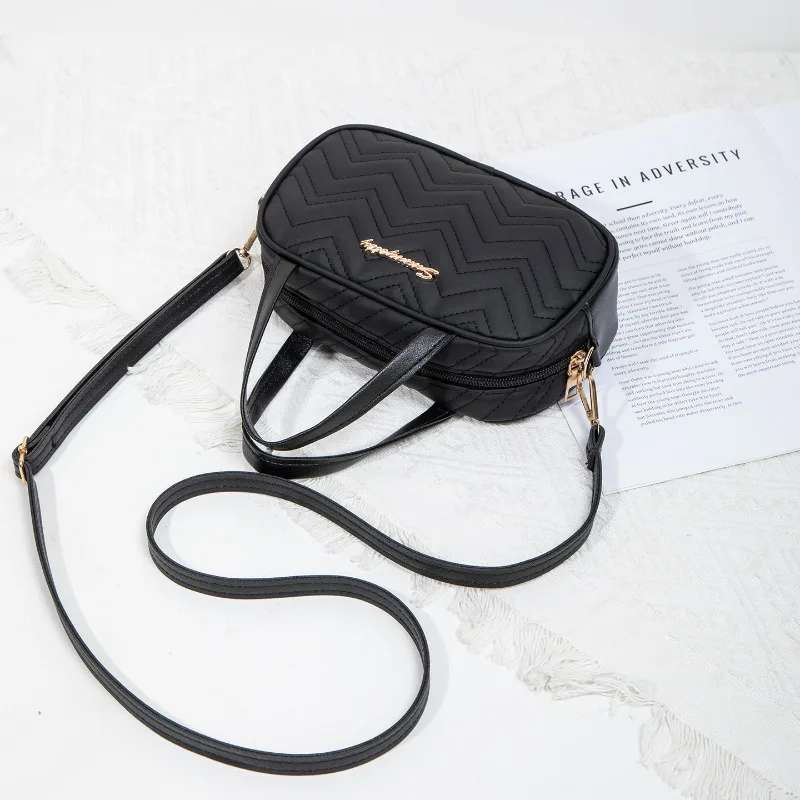 حقيبة كتف عصرية للنساء، حقيبة مربعة صغيرة رائعة بسيطة وأنيقة ومتعددة الاستخدامات، حقيبة يد أنيقة.