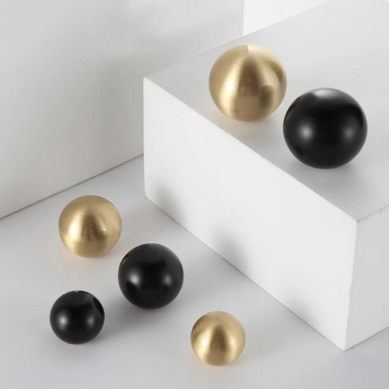 

4PCS Solid Brass European Round Ball Furniture Pulls Handles Drawer Knobs Cupboard Wardrobe Closet TV Wine Cabinet Pull Knobs