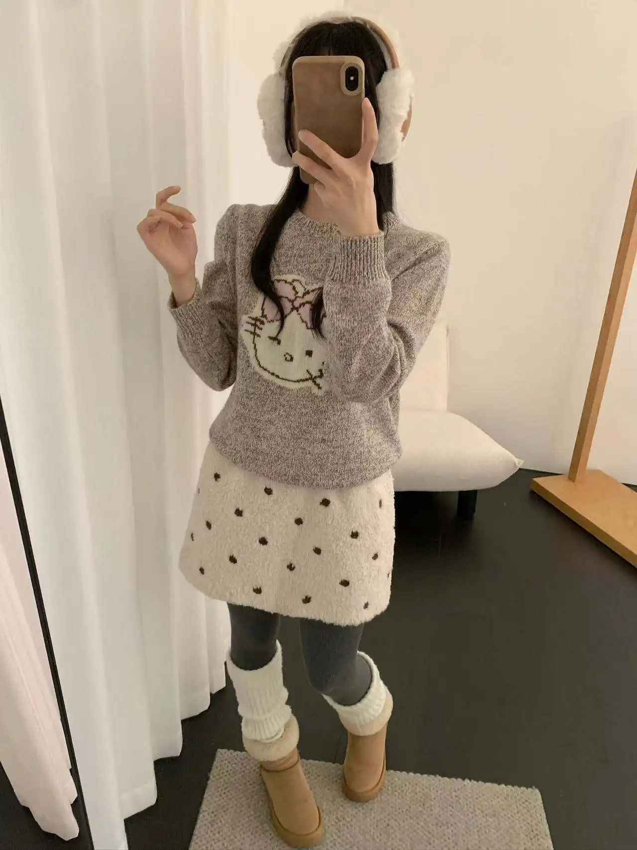 

Модный женский свитер из верблюжьего бархата Sweet Sle: универсальный, тонкий, с мультяшным принтом, длинными рукавами и круглым вырезом, для повседневной носки (для девушек)