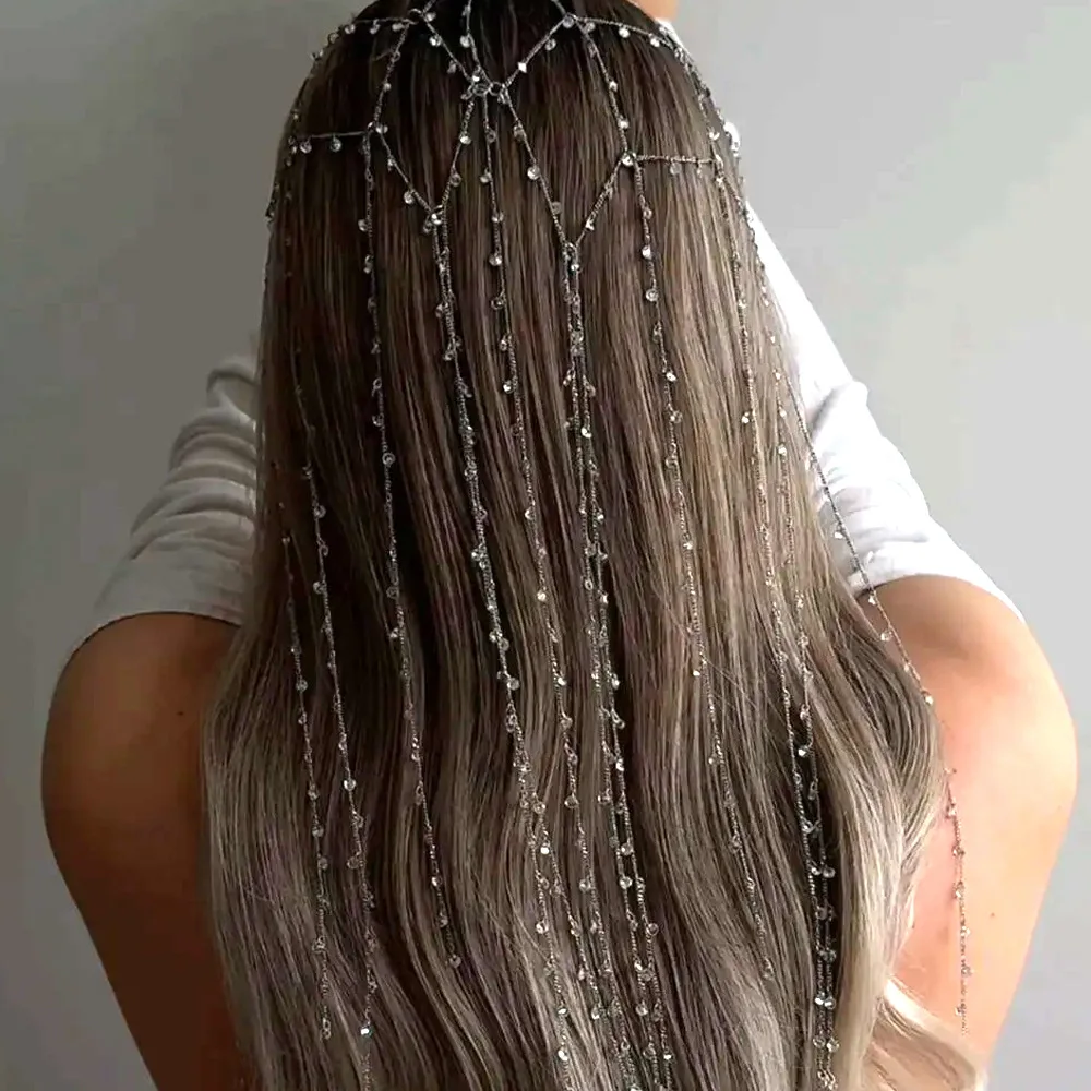 

New Fringe Hairband for Women with High-End Feel, High Forehead Princess Charm, and Niche Design