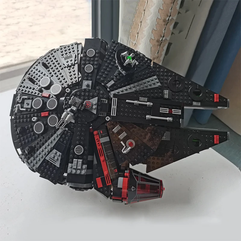 

Технический 1579 шт. новый космический корабль со звездами истребитель темный сокол, строительные блоки, модель, сборные кирпичи, игрушки, подарок для детей, мальчиков и взрослых