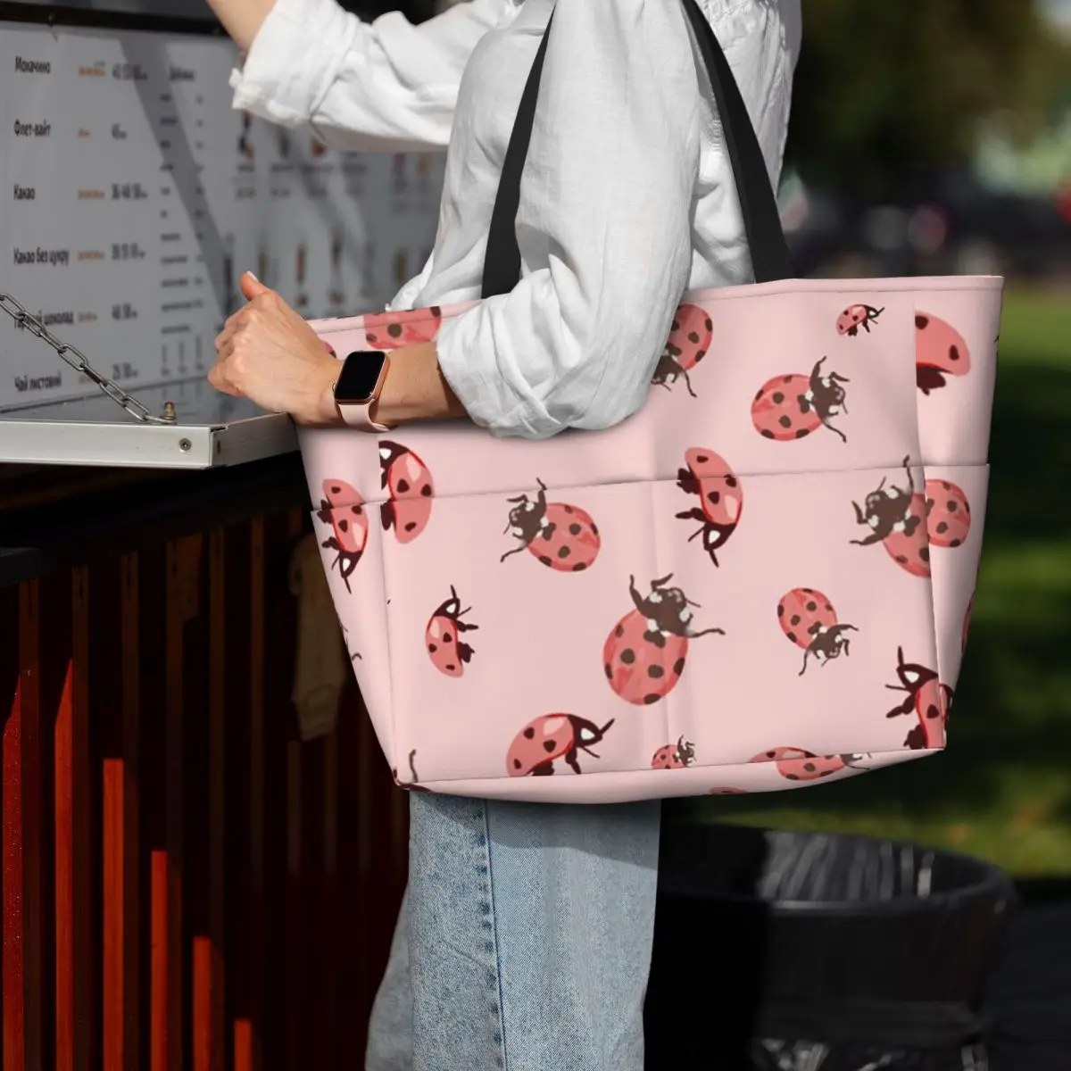 

Cute Ladybug Pattern Whimsical Insect Beach Tote Bag Sport Gym Yoga Duffle Large Tote Bag Women Travel Bag Fitness bag