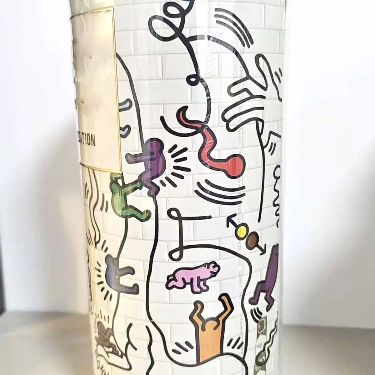 Jean Paul Gaultier Le Male Pride Edition. Highly Recognizable Artistic Graffiti Torso Bottle With Full Collectible Gift Tin. Timeless Fougere Aroma, Ideal Gift For Men With Unique Artistic Taste.