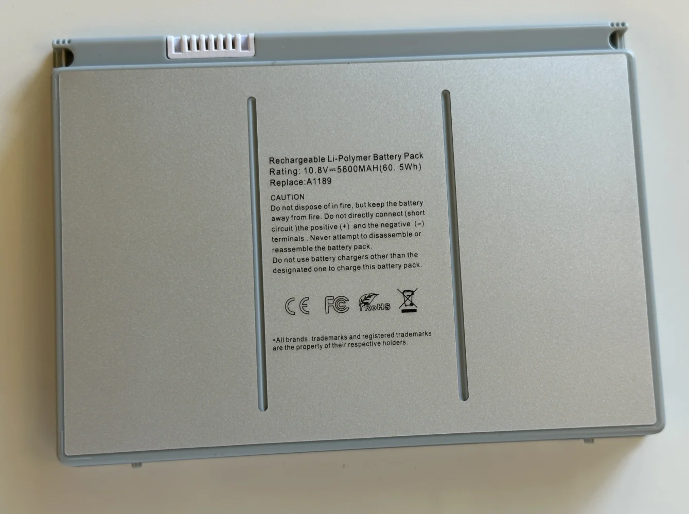 

Аккумулятор для ноутбука A1189 A1151 для Apple MacBook Pro 17" A1151 (начало 2006 г.), A1212 (конец 2006 г.), A1229 (середина/конец 2007 г.), A1261