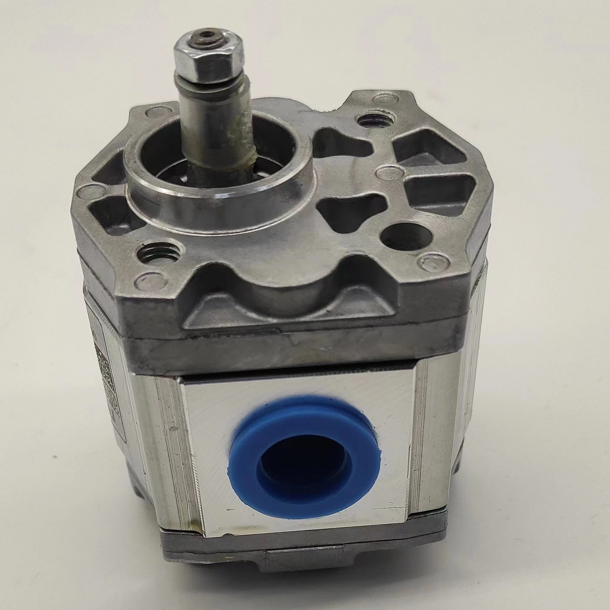 Quality gear pump 0510 112 014 on sale