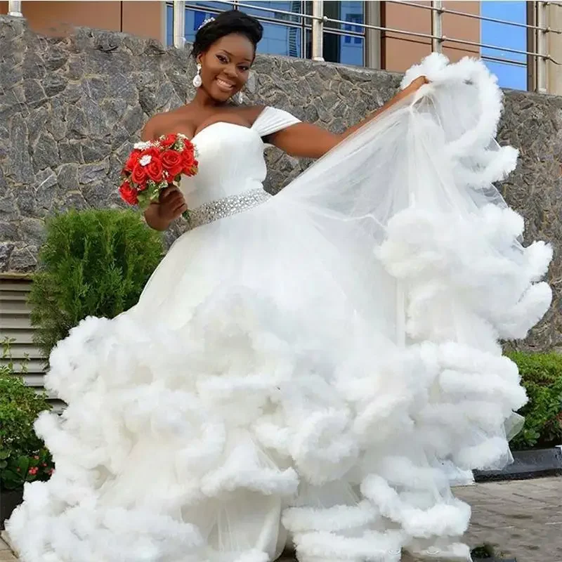 

Customized African Ruffles Wedding Dresses Off Shoulder Tulle Plus Size Bridal Gowns Beaded Sash Black Girl Arabic A Line Bride