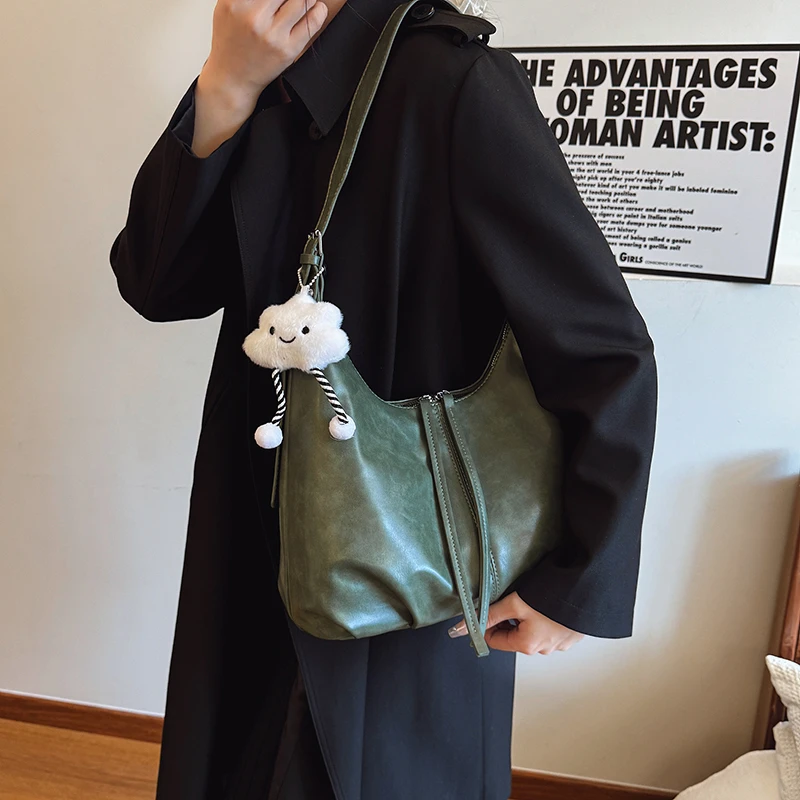 

Women Leather Luxury Classic Fashion Shoulder Bag Designer Tote Handbag For Modern Urban Wear