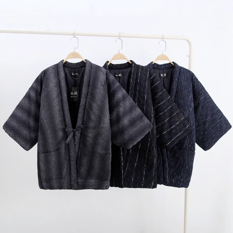 التقليدية اليابانية Hanten / Haori سترة الرجال مبطن مبطن القطن معطف الشتاء للجنسين فضفاضة تناسب كيمونو سترة رداء