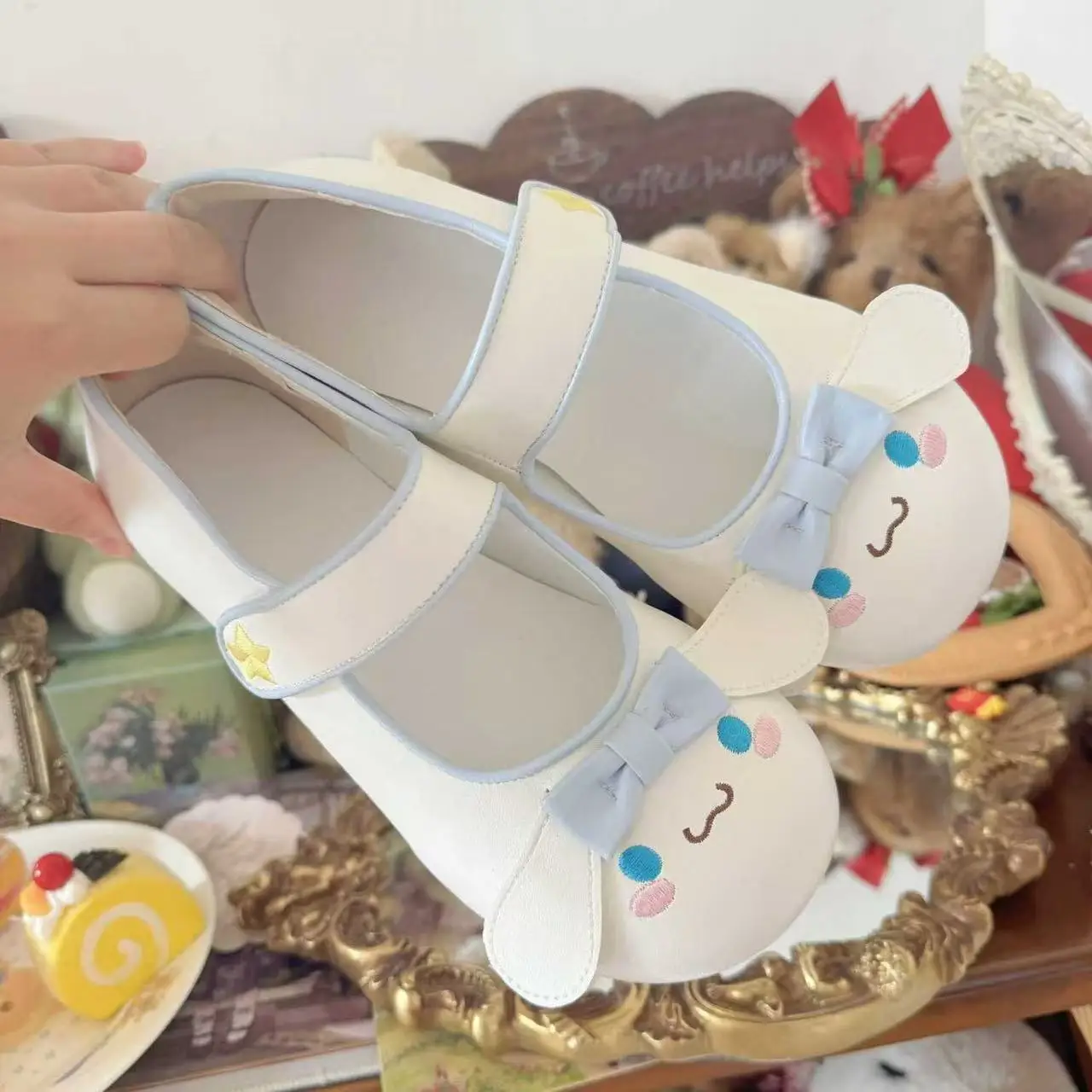 

drop shipping really pictures Cinnamoroll Cartoon Cute Outerwear summer autumn 2025 New laday women's white low heel shoes