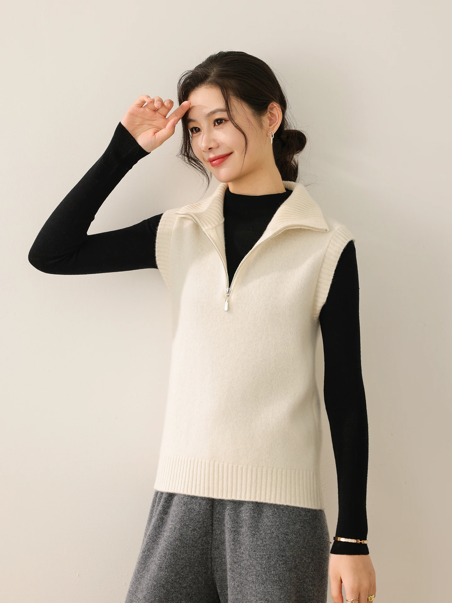 

Light Luxury Woman 100% Merino Wool Sweater Vest Thick Autumn Winter Knitted Pullover Cashmere Ladies Sleeveless Clothing Tops