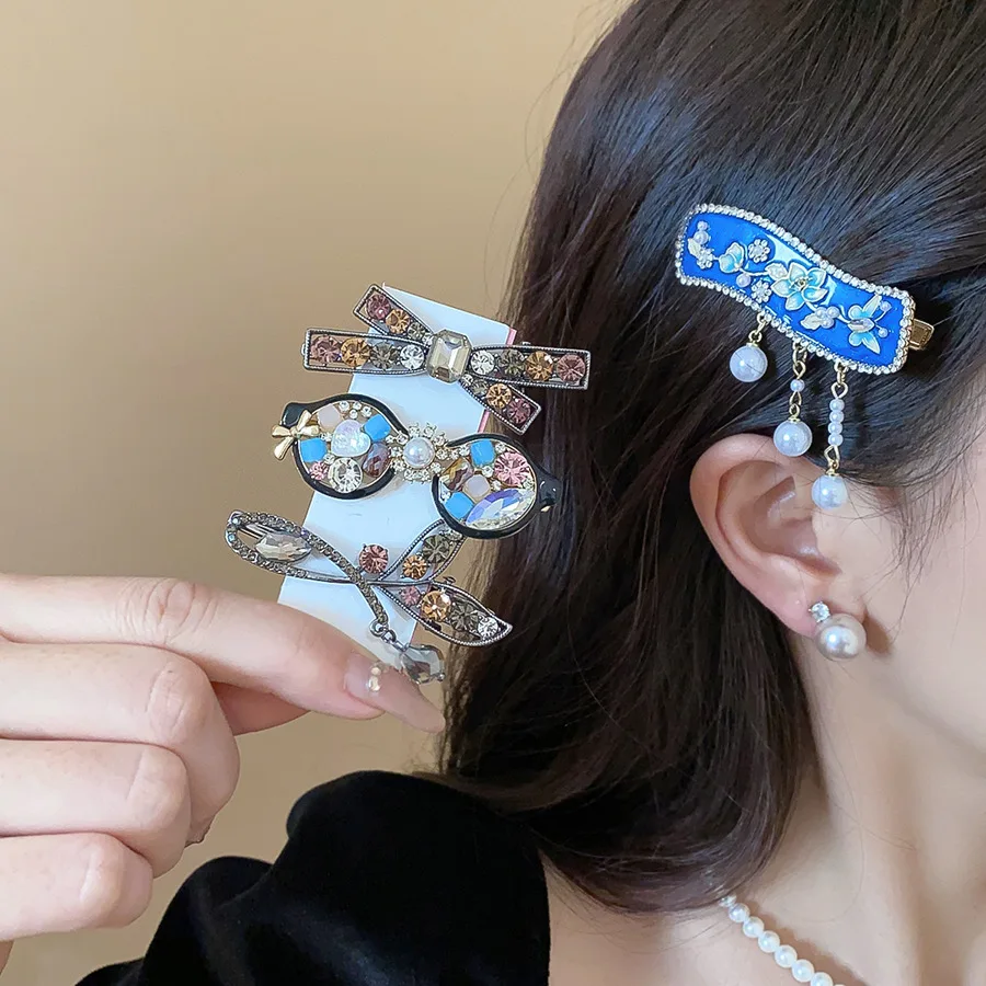 4 أنماط ملونة الراين مقاطع الشعر أنيقة نازف النفط زهرة شرابة دبوس الشعر القوس ذيل السمكة تقليد اللؤلؤ منقار البط كليب م