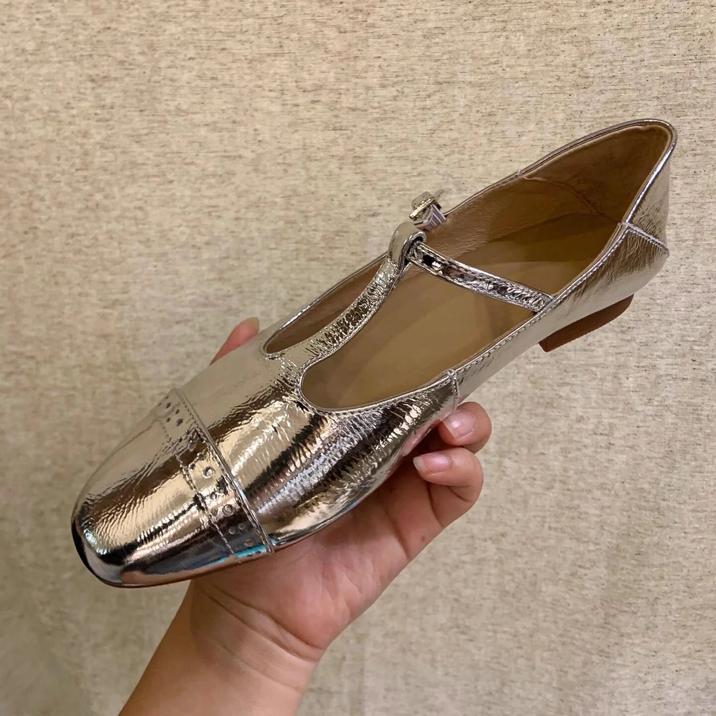 

2025 New Women's Mary Jane Shoes T-Strap Square Toe Low Heel Buckle Genuine Leather French Elegant Office Women's Single Shoes