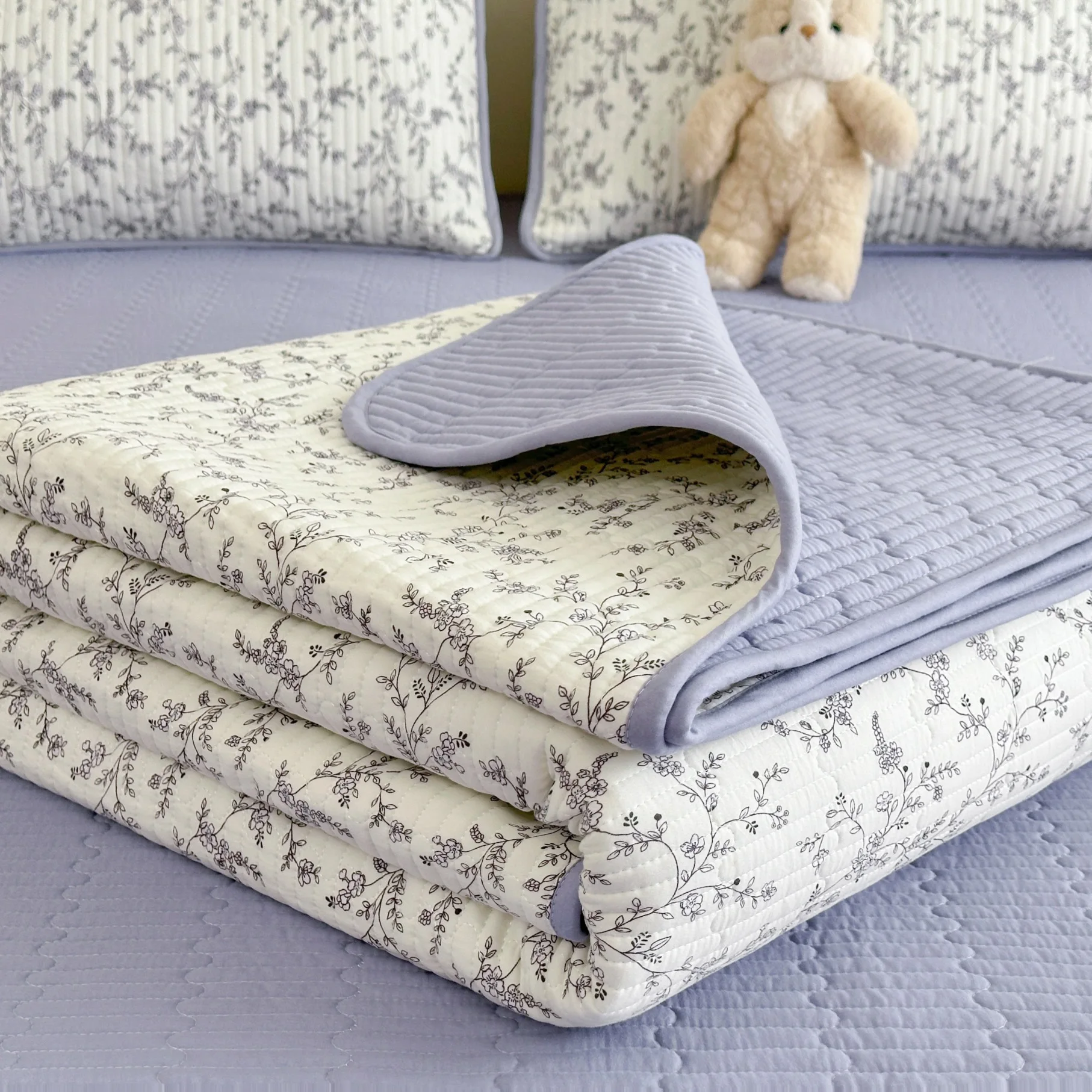 Bloom & Board – Thick Floral Quilted Bedspread