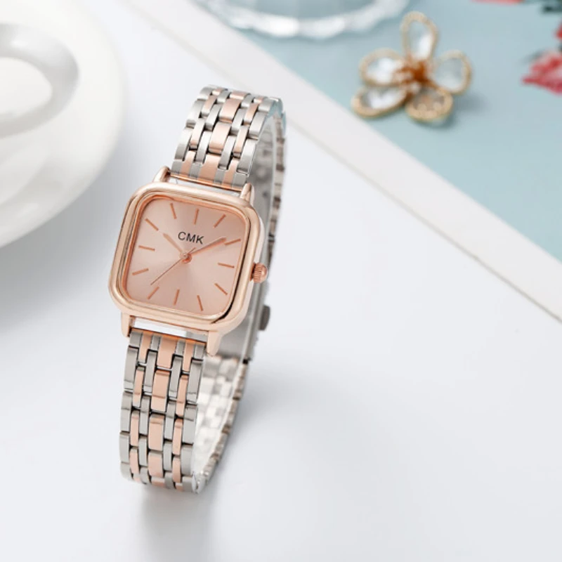 Casual Women Stainless Steel Bracelet Watch Women Fashion Minimalist Temperament Watches Small Square Alloy Quartz Wristwatches