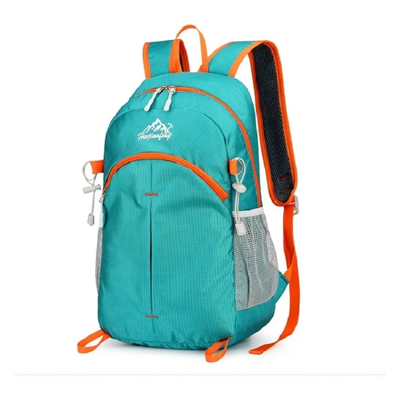 ユニセックス超軽量ハイキングバックパックバッグ折りたたみ男性と女性の屋外旅行サイクリングバックパック登山ナイロン