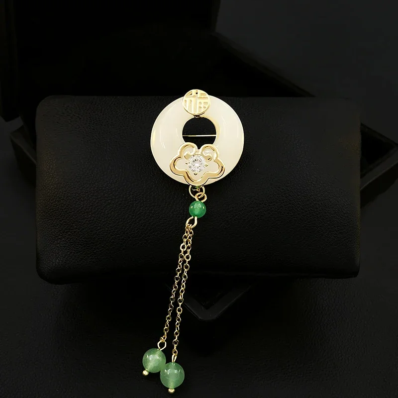 Lucky Peace Buckle Brooch Women High-End Wedding Cheongsam Neckline Pendant Pins Dress Ornament Jewelry Clothes Accessories 5360