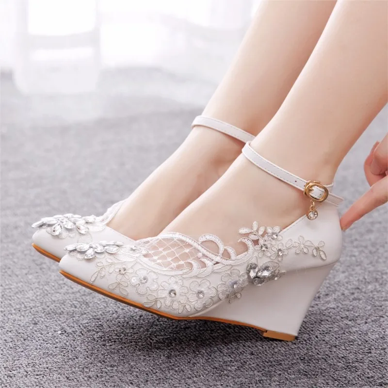 Pointy 5CM High Heels Ankle Strap Ladies Bride Party Dance Pumps Women White Lace Wedding Shoes Wedges