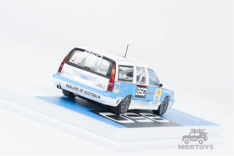 Tarmac Works 1:64 850 Estate Diecast Model Car