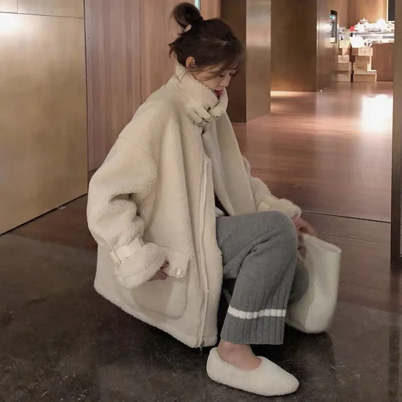 Lamb Wool Coat Female Winter Korean Loose Pockets Plush Thick Warm Parkas Women Cotton Padded Jacket Japanese Jackets White