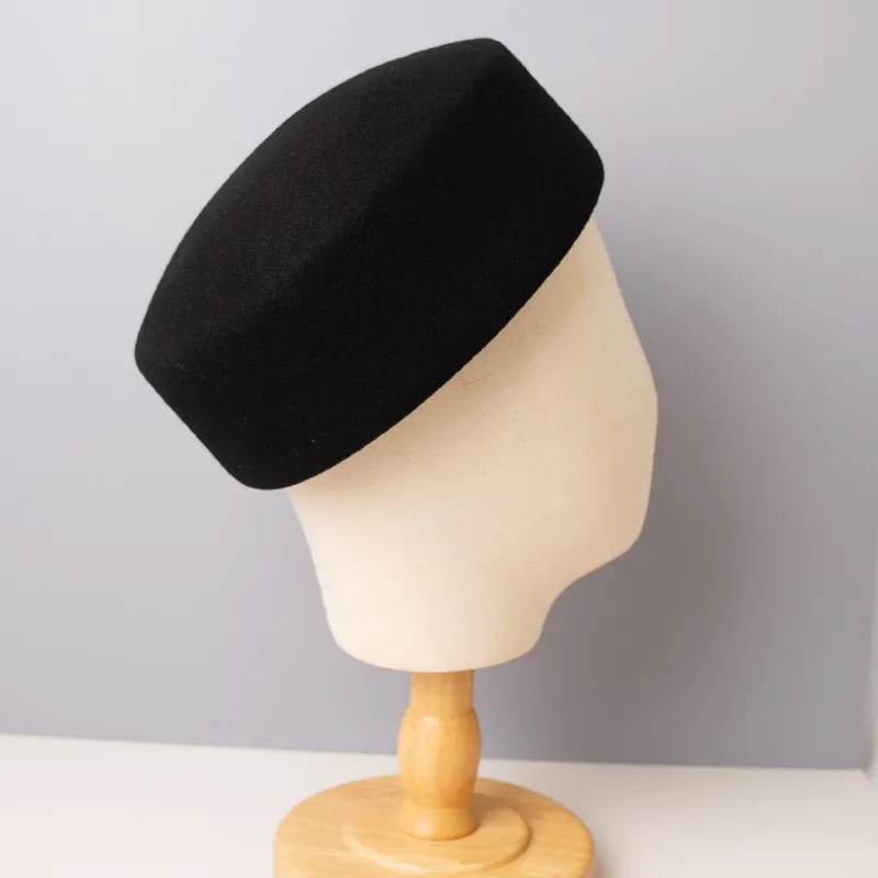 Vintage Hard Top Flache Fedoras Hüte Frauen 100 % Wollfilz Baskenmützen Hut Hochzeit Fascinator Caps Hochzeit Cocktail Party Pillbox Hut – Detail 7