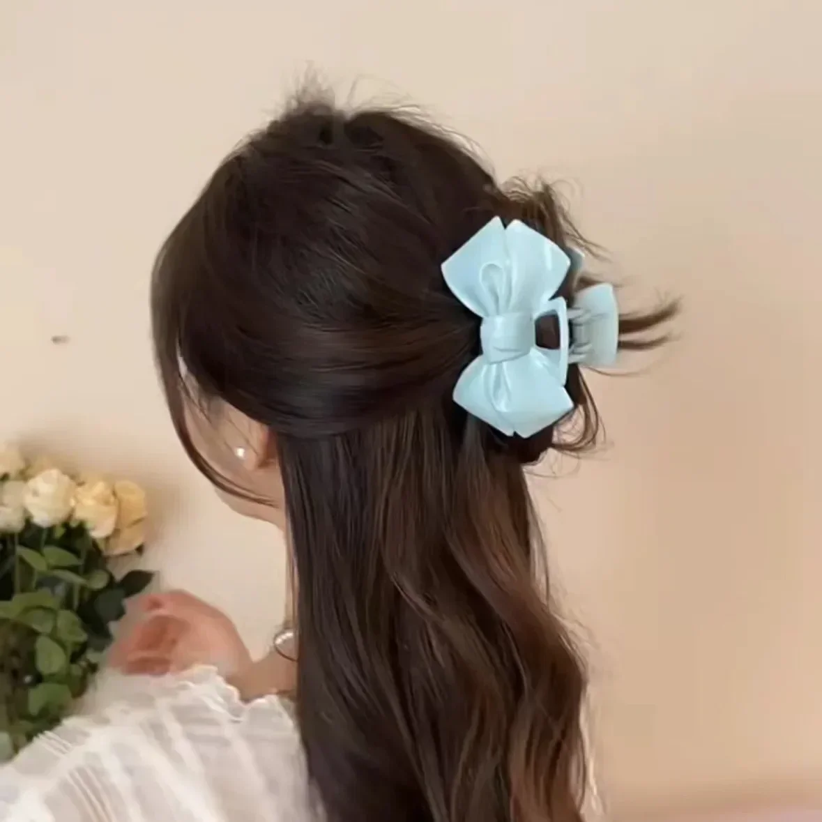 Pince à cheveux bleue avec nœud mignon pour femmes, barrettes douces pour filles, pinces crabe, épingles à cheveux, accessoires pour cheveux à la mode, vêtements de sauna, bande de sauna