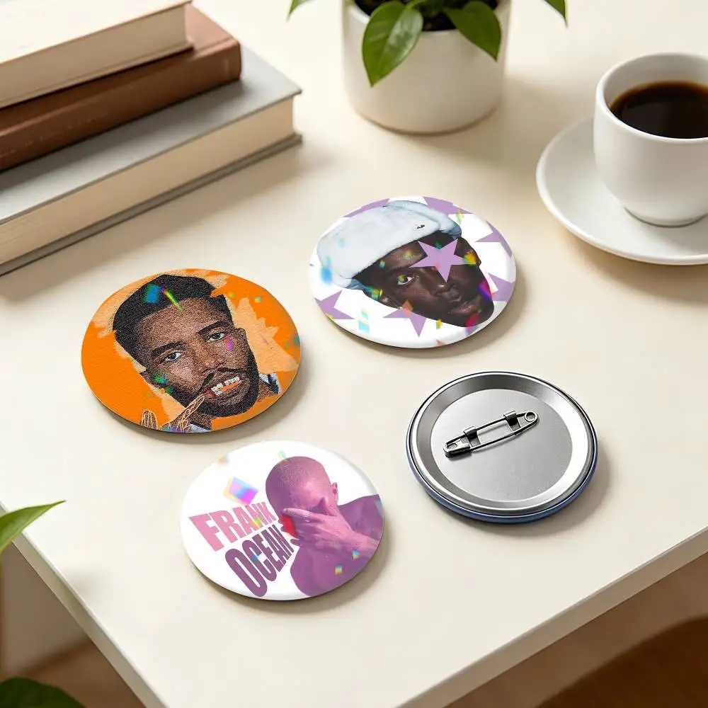 Soulful singer-Songwriter F-Frank O-Ocean  25mm 32mm 44mm 58mm 75mm Brooches Badges Pins for Accessories Gift