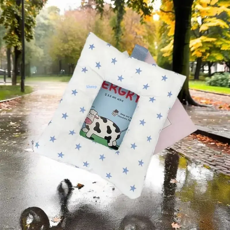 Lovely Padded Star Photocard Holder; Polka Dot Keychain Storage Display for Idol Photo