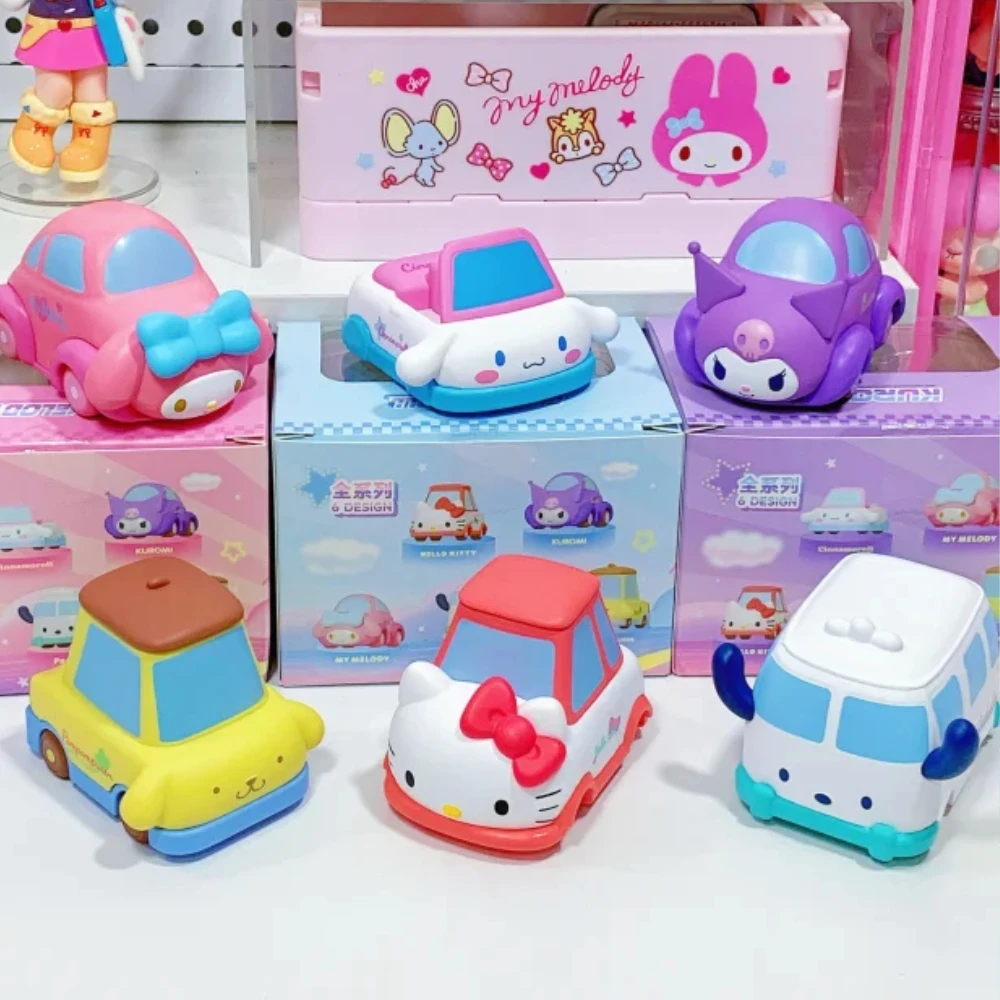 

Подлинный деформированный семейный автомобиль Sanrio серии Kuromi Мультяшные украшения Милая подвижная автомобильная почтовая игрушка подарок