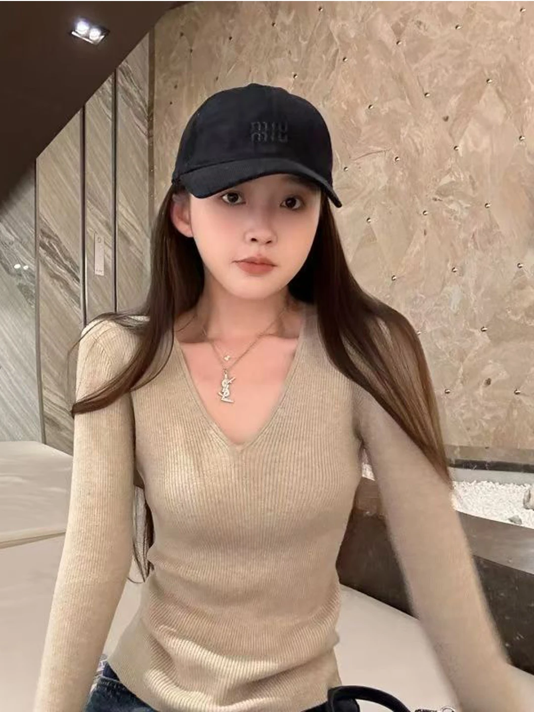 

Slim Fit Knitted Long Sve V-Ne Women's Base irt Pure Color Versatile Autumn Winter Faion Small Size Friendly