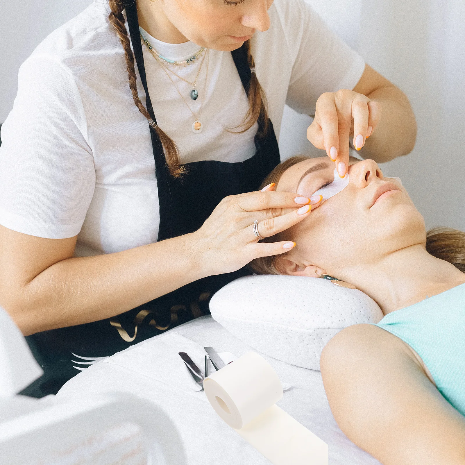 

110Pcs Eyelash Grafting Pads Pe Material Disposable Eyelash Extension Cushions for Salon Home Use Lash Extension Supplies