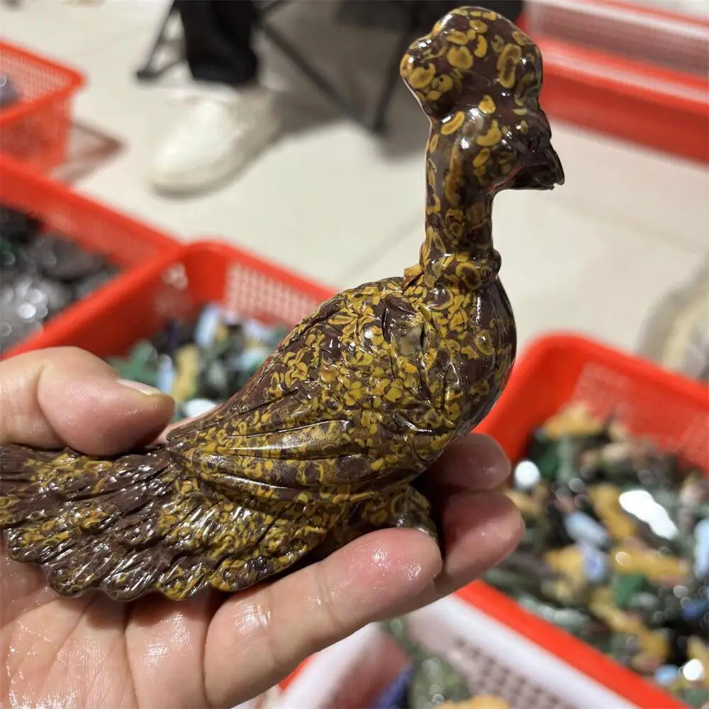 Natural Quartz Bird Azonite Peacock Carving Reiki Healing Stone Fengshui Decorative Animal for Holiday Crafts & Gifts