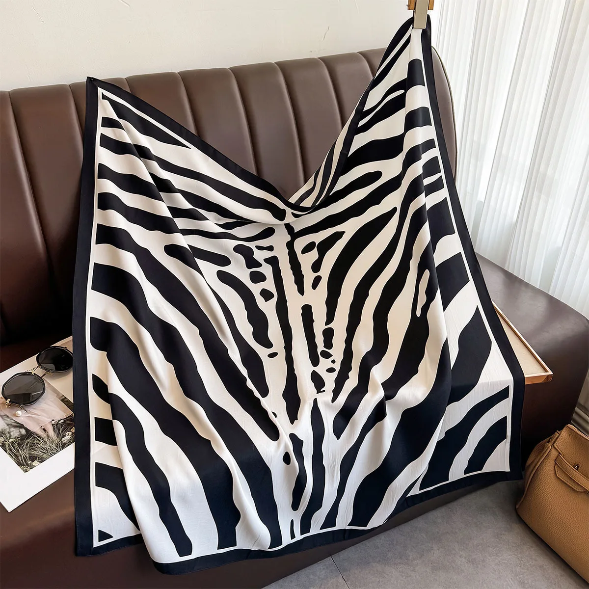 90*90cm Luxury Brand Silk Square Scarf Hijab Women Bandana Soft Scarves Neckerchief Ladies Hair Shawl Wrap Headband