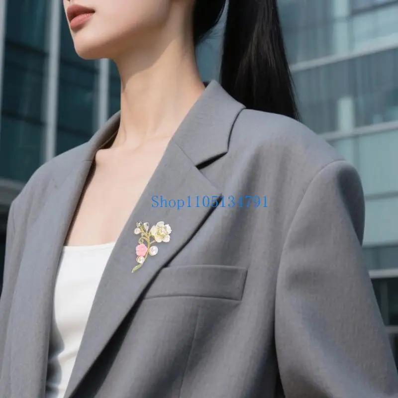 98km Fashionable Zircon Flower Brooch Safety Lapel Pin Design Comfortable Wear For Daily Outfits Professional Clothing