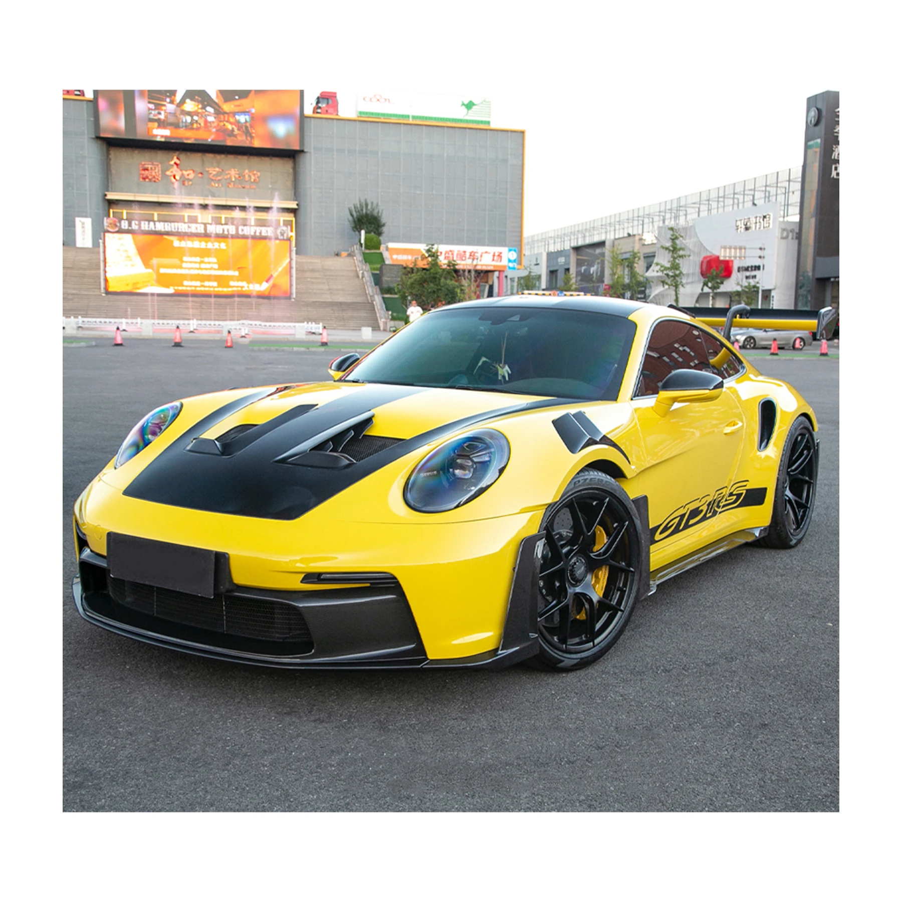 Porsche 992 OEM Style Dry Carbon Fiber Body Kit Automotive Accessories For Porsche 911 GT3 RS