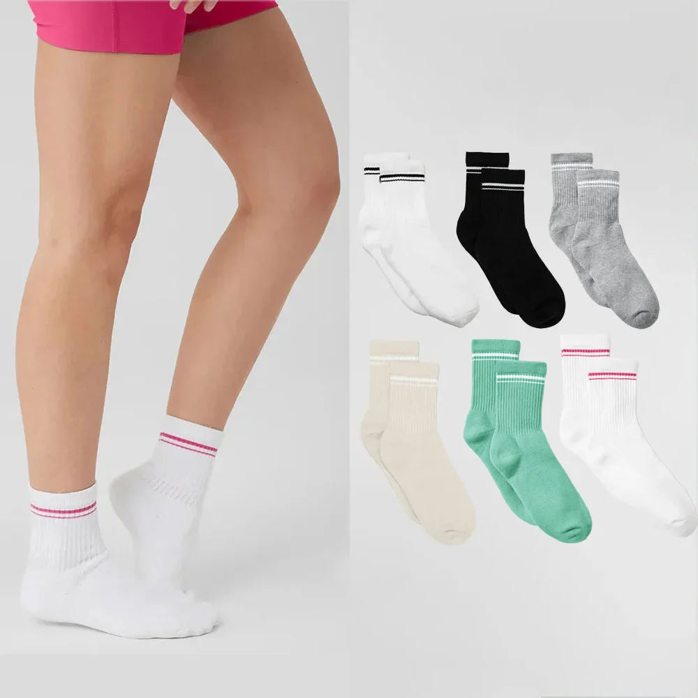 Unisex Halbrundhals Retro kurze Socken Yoga Baumwoll socken Sport vielseitige atmungsaktive Casual Socken