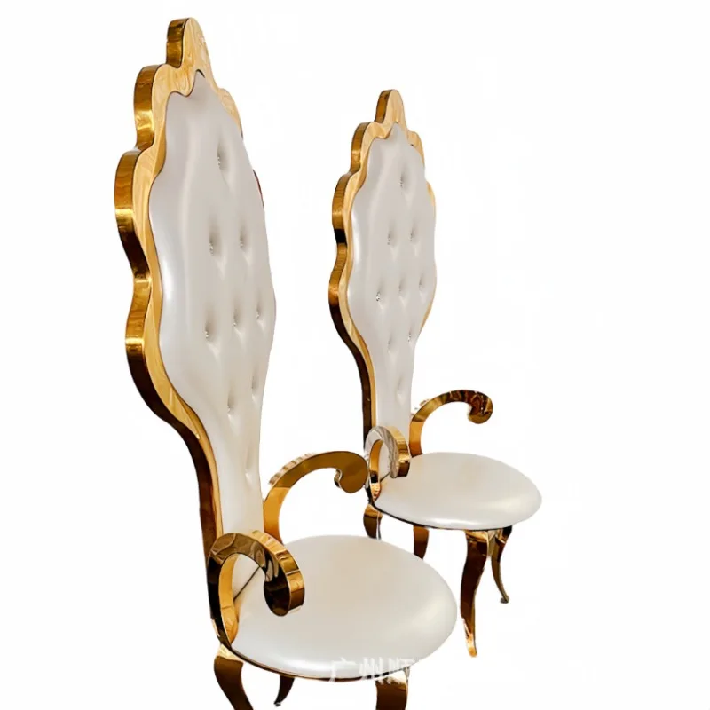 كرسي زفاف أجنبي مطلي بالذهب من الفولاذ المقاوم للصدأ، كرسي رئيسي للولائم بمقعد كريستالي خارجي